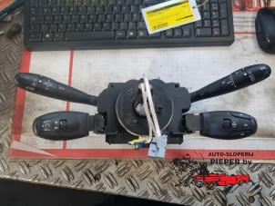 Used Steering column stalk Citroen C5 I Berline (DC) 2.0 HDi 90 Price on request offered by Autosloperij Pieper BV