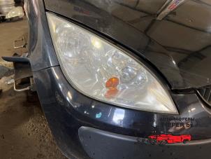 Used Headlight, right Mitsubishi Colt (Z2/Z3) 1.1 12V Price on request offered by Autosloperij Pieper BV