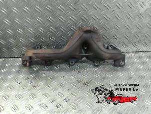 Used Exhaust manifold Volvo V50 (MW) 2.0 D 16V Price on request offered by Autosloperij Pieper BV