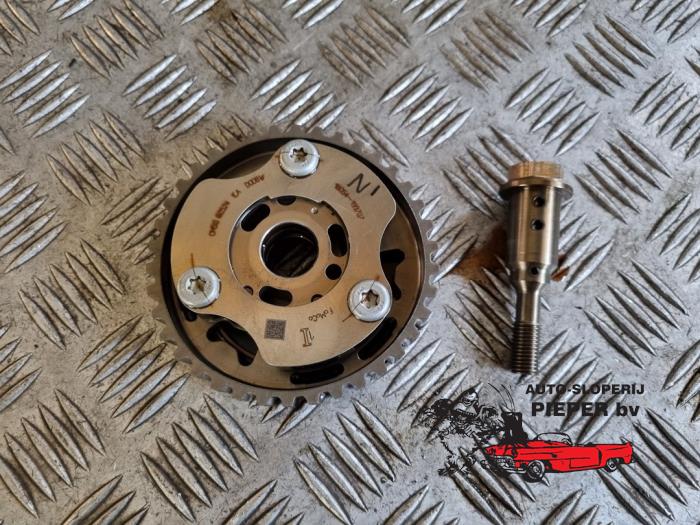 Begagnade Kamaxeldrev Ford Focus 3 1.0 Ti-VCT EcoBoost 12V 100 Pris € 52,50 Marginaltabell erbjuds av Autosloperij Pieper BV