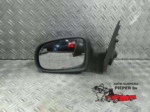 Used Wing mirror, left Opel Corsa C (F08/68) 1.4 16V Price on request offered by Autosloperij Pieper BV