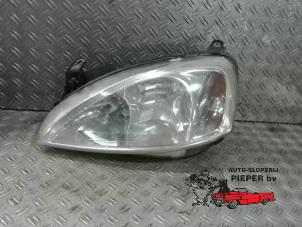 Used Headlight, left Opel Corsa C (F08/68) 1.0 12V Price on request offered by Autosloperij Pieper BV