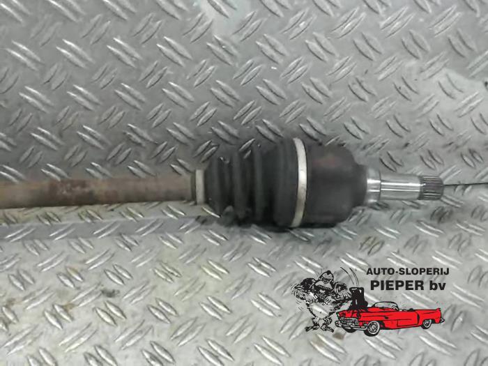 Front drive shaft, left from a Citroën C3 (FC/FL/FT) 1.4 2003