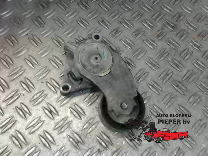 Usados Tensor correa múltiple Volvo V40 (MV) 1.6 D2 Precio € 26,25 Norma de margen ofrecido por Autosloperij Pieper BV