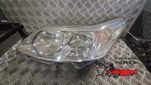 Used Headlight, left Citroen C4 Berline (LC) 1.6 16V Price on request offered by Autosloperij Pieper BV