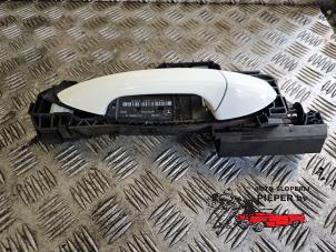 Used Rear door handle 4-door, right Mercedes CLA (117.3) 2.2 CLA-220 CDI 16V Price on request offered by Autosloperij Pieper BV