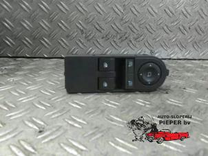 Used Electric window switch Opel Zafira (M75) 1.6 16V Price on request offered by Autosloperij Pieper BV