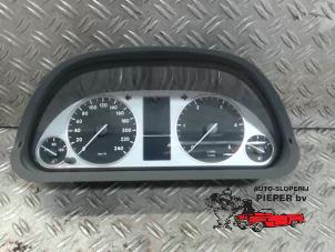 Used Odometer KM Mercedes B (W245,242) 2.0 B-180 CDI 16V Price on request offered by Autosloperij Pieper BV