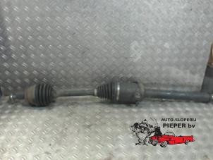 Used Front drive shaft, right Mercedes B (W245,242) 2.0 B-180 CDI 16V Price on request offered by Autosloperij Pieper BV