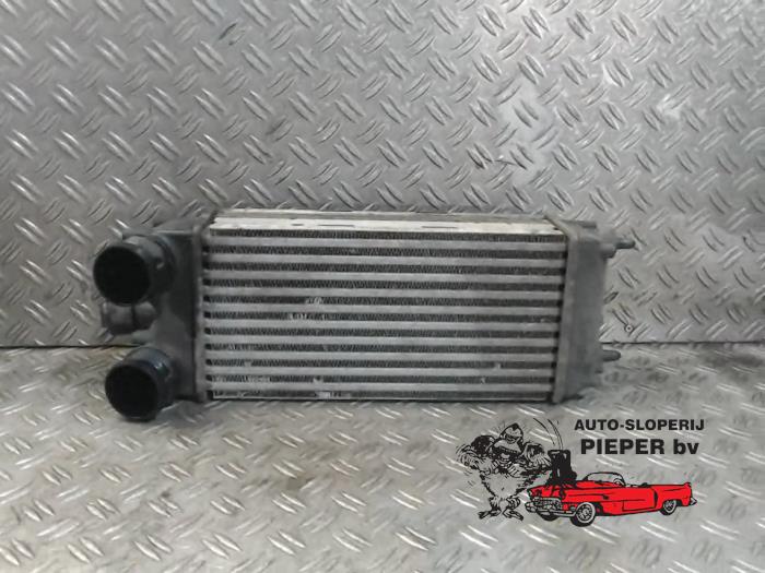 Usagé Intercooler Ford Fiesta 6 (JA8) 1.6 TDCi 16V 95 Prix € 36,75 Règlement à la marge proposé par Autosloperij Pieper BV