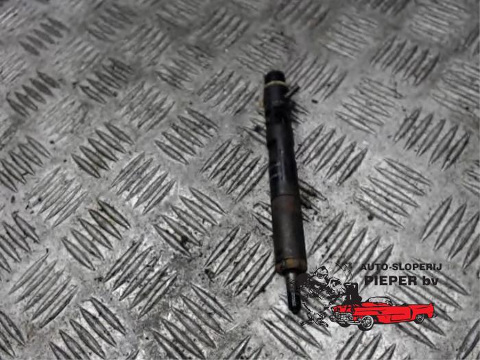 Usagé Injecteurs Renault Clio II Societe (SB) 1.5 dCi 100 Prix € 52,50 Règlement à la marge proposé par Autosloperij Pieper BV