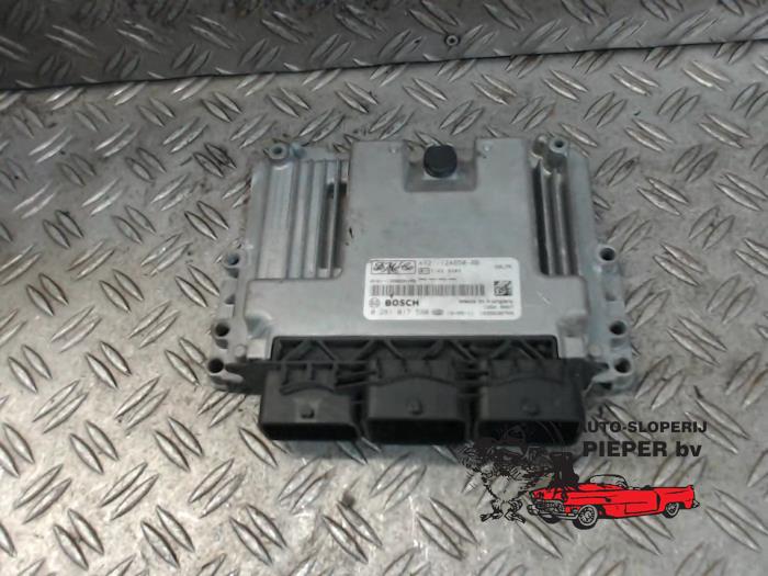Calculateur moteur d'un Ford Fiesta 6 (JA8) 1.6 TDCi 16V 95 2014