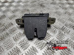Used Tailgate lock mechanism Opel Astra H SW (L35) 1.7 CDTi 16V Price on request offered by Autosloperij Pieper BV