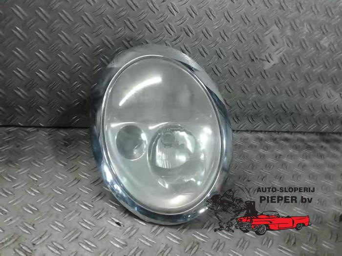 Headlight, right from a MINI Mini One/Cooper (R50) 1.6 16V One 2001