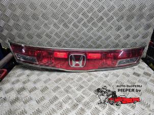 Używane Belka tylnego swiatla pozycyjnego lewa + prawa Honda Civic (FK/FN) 1.4 i-Dsi Cena na żądanie oferowane przez Autosloperij Pieper BV