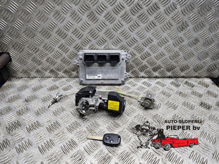 Used Engine management computer Honda Civic (FK/FN) 1.4 i-Dsi Price € 183,75 Margin scheme offered by Autosloperij Pieper BV