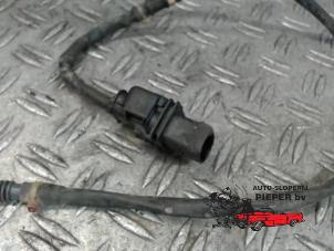 Lambda probe from a Volkswagen Transporter T5 2.5 TDi 2008