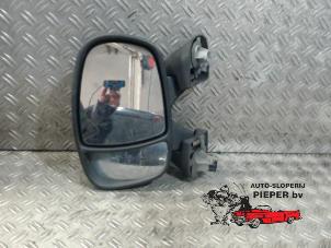 Used Wing mirror, left Opel Vivaro 1.9 DTI 16V Price on request offered by Autosloperij Pieper BV