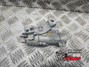 Used Ignition switch contact block Volkswagen Polo V (6R) 1.2 12V Price on request offered by Autosloperij Pieper BV