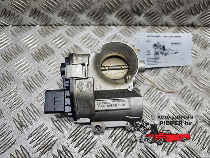 Usagé Boitier papillon Renault Clio II (BB/CB) 1.2 16V Prix € 47,25 Règlement à la marge proposé par Autosloperij Pieper BV