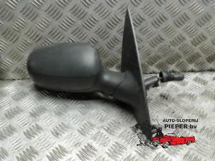 Used Wing mirror, right Opel Corsa C (F08/68) 1.2 16V Price € 26,25 Margin scheme offered by Autosloperij Pieper BV