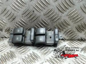 Used Electric window switch Seat Leon (1M1) 1.6 16V Price € 26,25 Margin scheme offered by Autosloperij Pieper BV