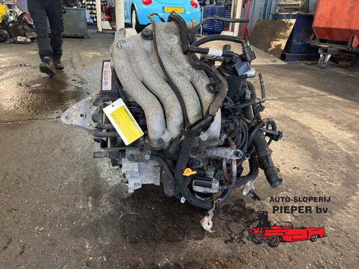 Engine from a Seat Ibiza III (6L1) 2.0 2004