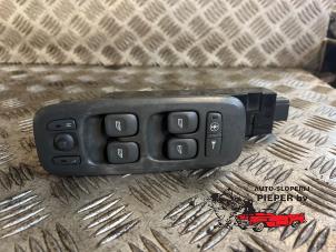 Used Electric window switch Volvo V70 (SW) 2.4 T 20V Price on request offered by Autosloperij Pieper BV