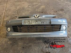 Used Front bumper Renault Clio III (BR/CR) 1.6 16V Price on request offered by Autosloperij Pieper BV