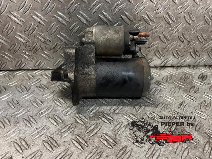 Gebrauchte Anlasser Renault Clio III (BR/CR) 1.6 16V Preis € 36,75 Margenregelung angeboten von Autosloperij Pieper BV