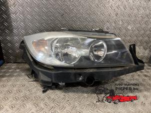 Used Headlight, right BMW 3 serie (E90) 318i 16V Price on request offered by Autosloperij Pieper BV
