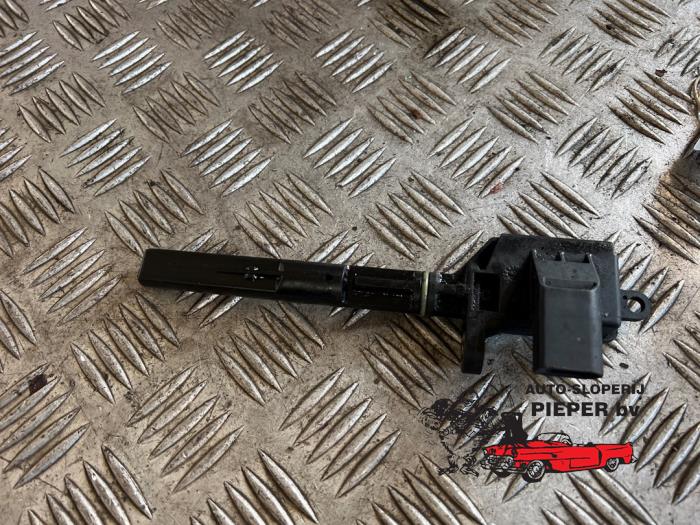 Begagnade Oljenivåsensor Volkswagen Polo IV (9N1/2/3) 1.2 12V Pris € 15,75 Marginaltabell erbjuds av Autosloperij Pieper BV