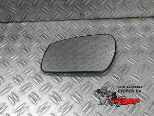 Używane Szyba lusterka lewego Ford Focus 2 Wagon 1.6 16V Cena na żądanie oferowane przez Autosloperij Pieper BV