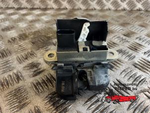 Used Tailgate lock mechanism Seat Leon (1P1) 1.6 Price on request offered by Autosloperij Pieper BV