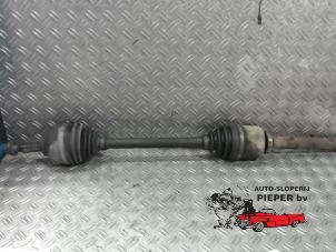 Used Front drive shaft, right Opel Vivaro 2.0 CDTI Price on request offered by Autosloperij Pieper BV