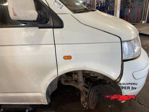 Used Front wing, right Volkswagen Transporter T5 2.5 TDi Price on request offered by Autosloperij Pieper BV