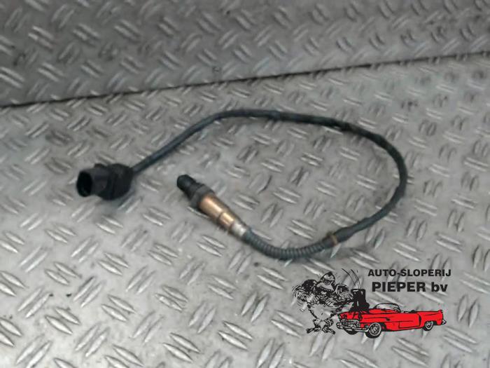 Usados Sonda Lambda Volkswagen Passat Variant (3C5) 2.0 TDI 140 Precio € 26,25 Norma de margen ofrecido por Autosloperij Pieper BV