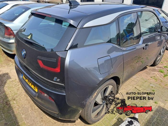 Używane Akumulator (Hybryda) BMW i3 (I01) i3s Cena € 4.987,50 Procedura marży oferowane przez Autosloperij Pieper BV
