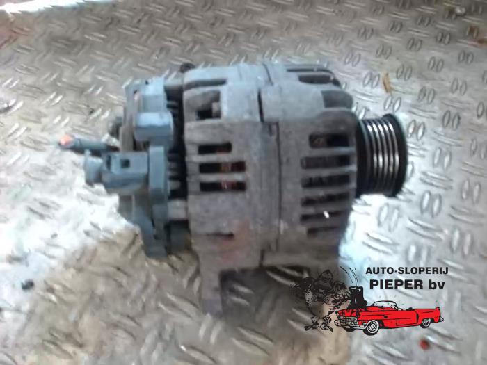 Begagnade Dynamo Audi A2 (8Z0) 1.4 16V Pris € 42,00 Marginaltabell erbjuds av Autosloperij Pieper BV