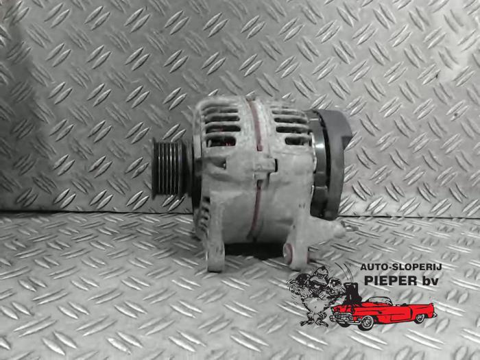 Usagé Dynamo Volkswagen Golf IV (1J1) 2.0 Prix € 42,00 Règlement à la marge proposé par Autosloperij Pieper BV