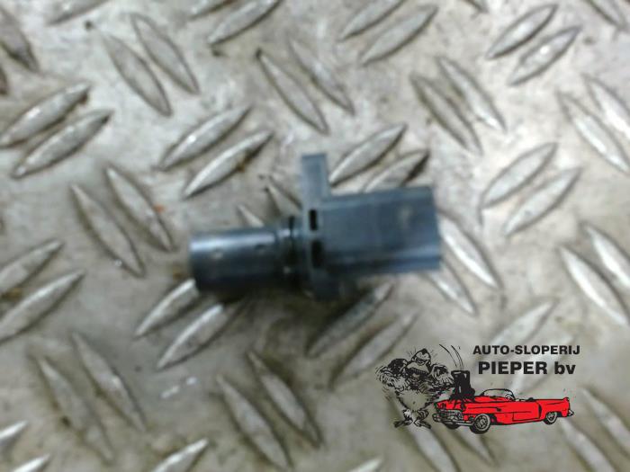 Begagnade Vevaxelsensor Mitsubishi Space Star (A0) 1.0 12V Pris € 21,00 Marginaltabell erbjuds av Autosloperij Pieper BV