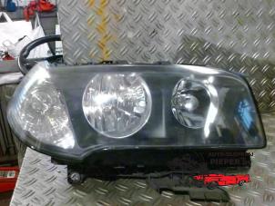 Usados Faro derecha BMW X3 (E83) 2.5 24V Precio € 210,00 Norma de margen ofrecido por Autosloperij Pieper BV