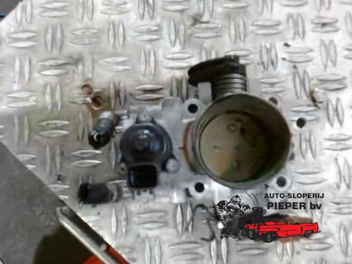 Gebrauchte Drosselklappengehäuse Mitsubishi Lancer Wagon (CS/CT) 2.0 16V Preis € 47,25 Margenregelung angeboten von Autosloperij Pieper BV