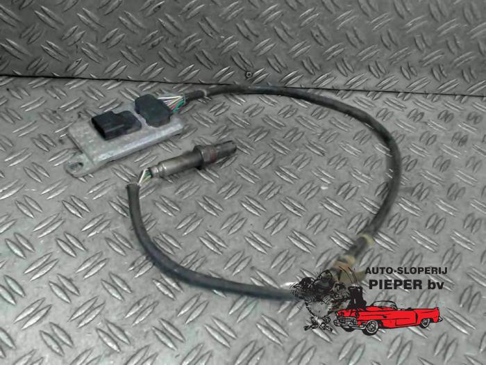 Usados Sensor Nox Volkswagen Golf V (1K1) 2.0 FSI 16V Precio € 210,00 Norma de margen ofrecido por Autosloperij Pieper BV
