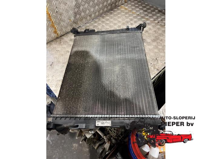 Used Radiator Renault Twingo II (CN) 1.2 Price € 42,00 Margin scheme offered by Autosloperij Pieper BV