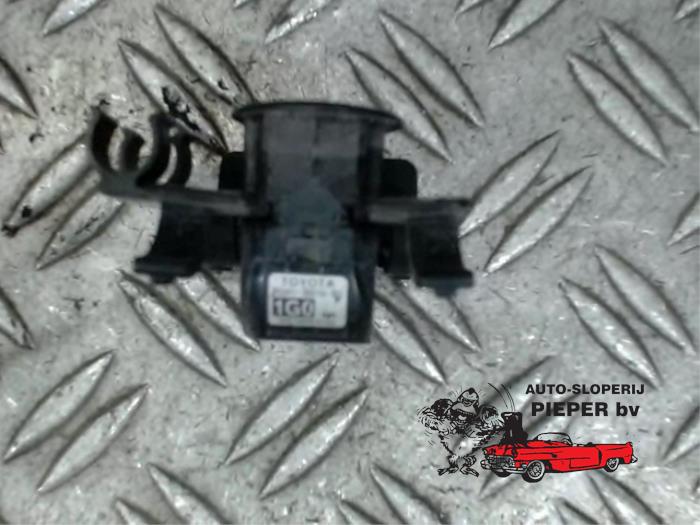Usados Sensor PDC Lexus IS (E2) 250 2.5 V6 24V Precio € 26,25 Norma de margen ofrecido por Autosloperij Pieper BV