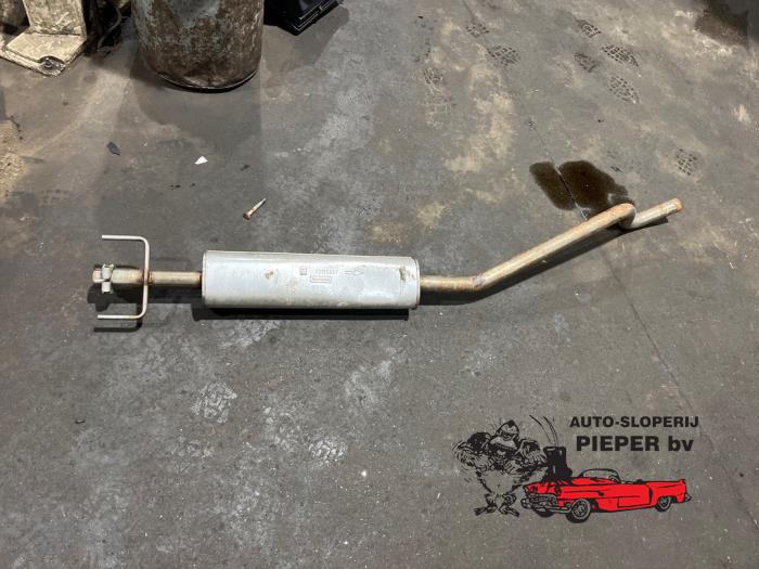 Gebrauchte Auspuff Mitteldämpfer Opel Astra H (L48) 1.4 16V Twinport Preis € 42,00 Margenregelung angeboten von Autosloperij Pieper BV