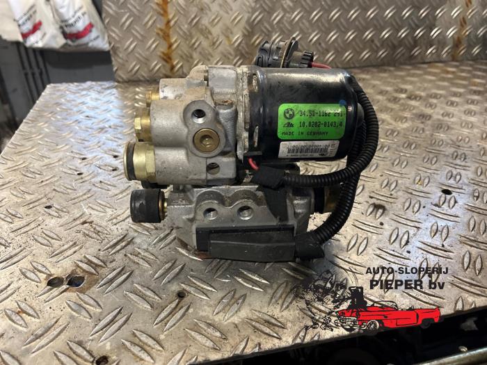 Usagé Bloc ABS BMW 3 serie (E36/4) 320i 24V Prix € 78,75 Règlement à la marge proposé par Autosloperij Pieper BV