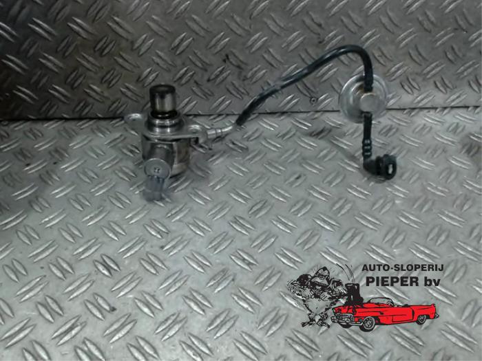 Begagnade Högtryckspump Ford Focus 3 1.0 Ti-VCT EcoBoost 12V 100 Pris € 78,75 Marginaltabell erbjuds av Autosloperij Pieper BV