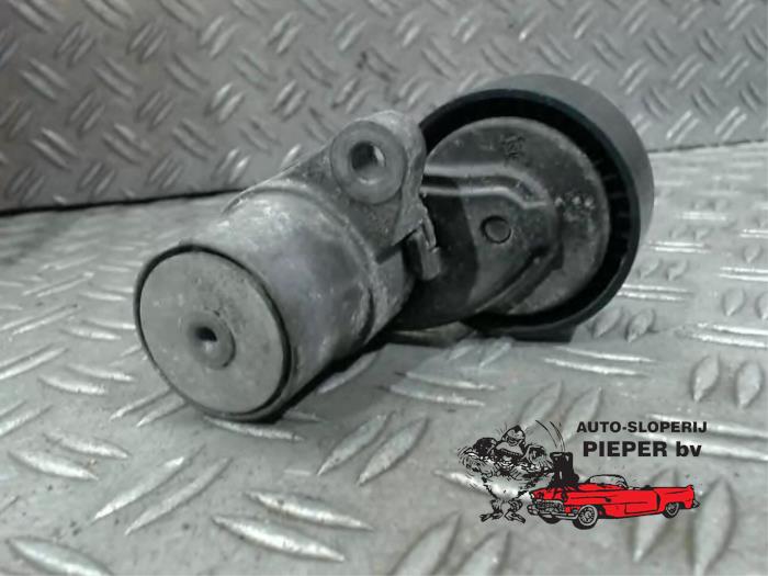 Spanrolle multiriem van een Ford Focus 3 1.0 Ti-VCT EcoBoost 12V 100 2012
